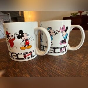 Vintage Applause Disney Mickey and Minnie Mouse Through The Years Mug Set